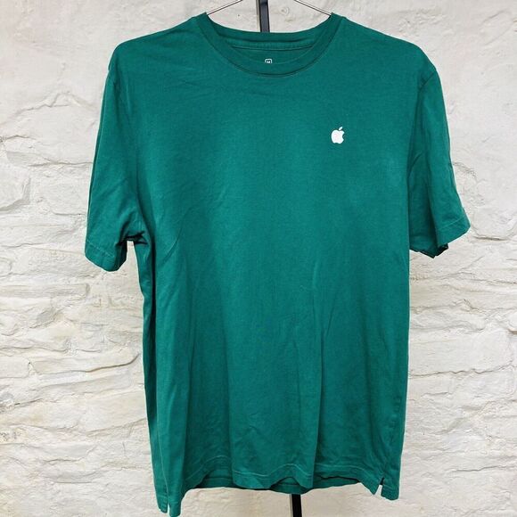 Apple Employee Genius Bar T-Shirt Mens Medium Green Short Sleeve Uniform - Picture 1 of 5